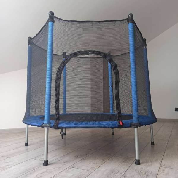 Батут-манеж 140 см с внешней сеткой / Безопасный и устойчивый